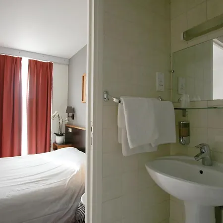 Denfert-montparnasse מלון