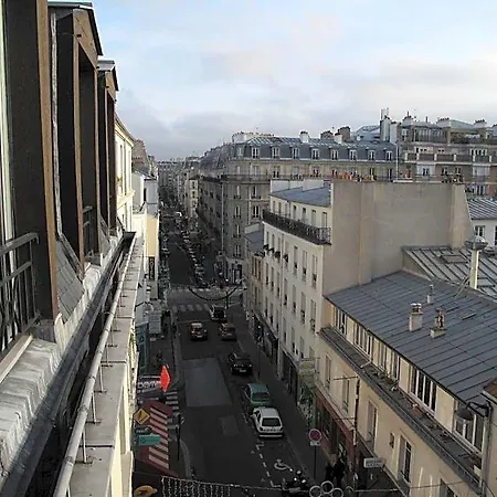 Hotel Denfert-montparnasse 2*