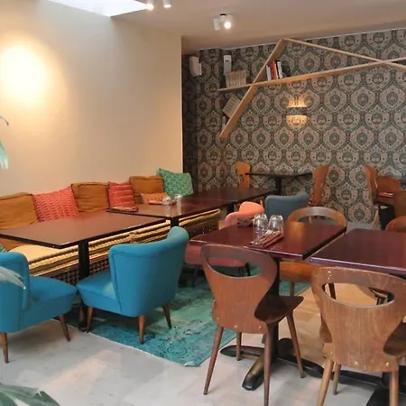 ダンフェール モンパルナス ホテル