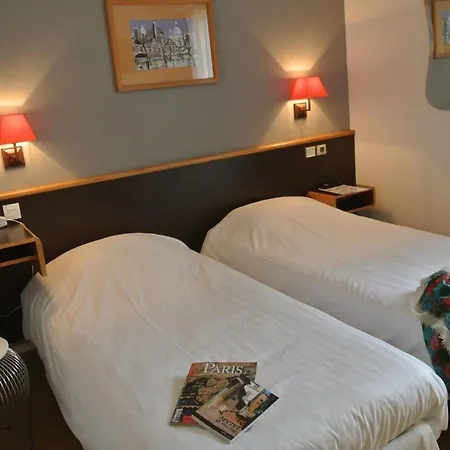 ダンフェール モンパルナス ホテル パリ